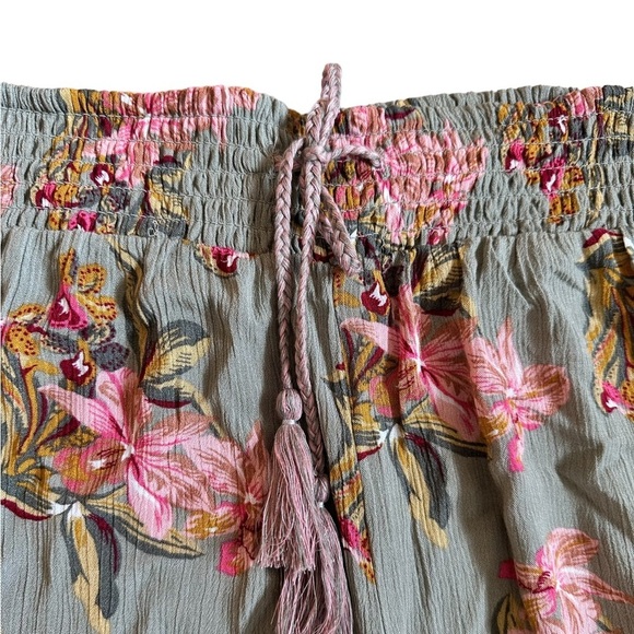 Mudd Wide Leg Guaze Pants Moss Green & Pink Florals - Picture 3 of 5